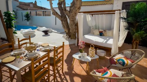 Casa Rural Oasis in Casas de Ves