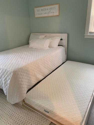 Make Lasting Memories at the Bougie Beach Bungalow Make Lasting Memories at the Bougie Beach Bungalow