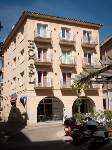 Hotel Plaça, Sant Feliu de Guíxols bei Vehinat de San Lorenzo