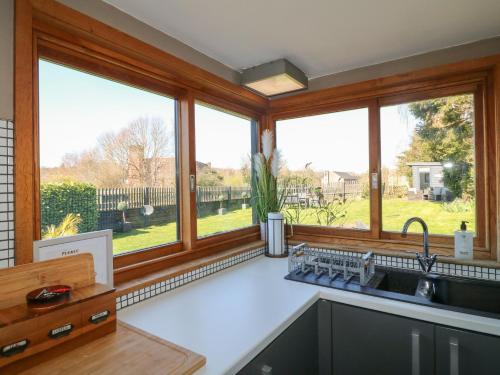 Coupling Cottage - image 3