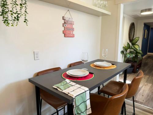 บริการและสิ่งอำนวยความสะดวก, Sunrise BnB - Free Parking near กรีกทาวน์ ออน เดอะ แดนฟอร์ธ