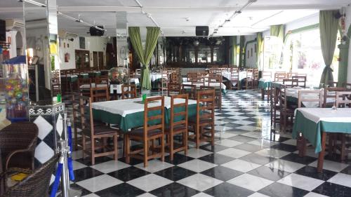 餐廳, 何塞卡洛斯住宿酒店 (Alojamiento Jose Carlos) in 塔樓港