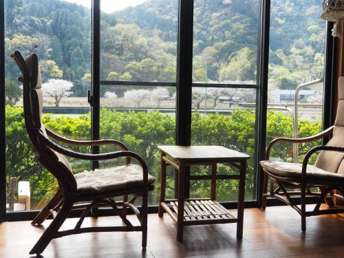 六弥苑 in Matsuzaki