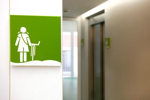 Sant Jordi Hostels Gracia - main image