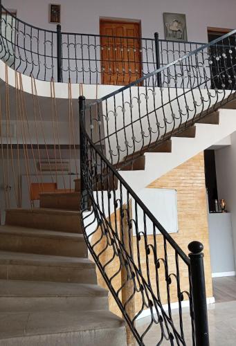 House with a swimming pool in ซุมไกต์