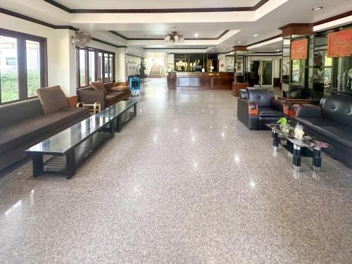 Facilities, Baiboon Grand Hotel in Loei