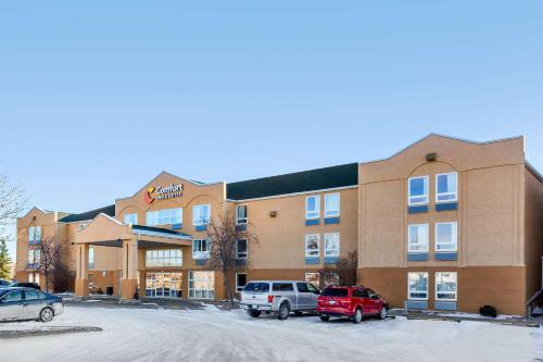 . Comfort Inn & Suites