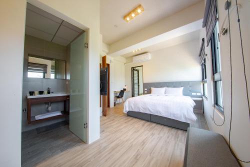 Chunzi Apartment B&B near Tong Liang Gu Rong