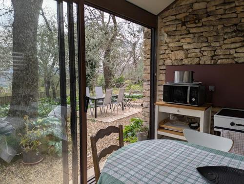 ระเบียง/ชานเรือน, Les Rapieres Mireio in กอร์ด