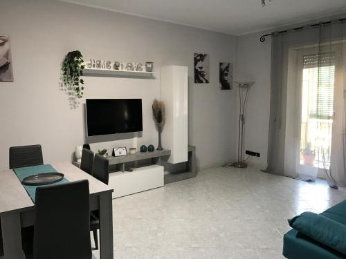 At Eria's House - 100 m Metro A Subaugusta, Rome (photo 3)