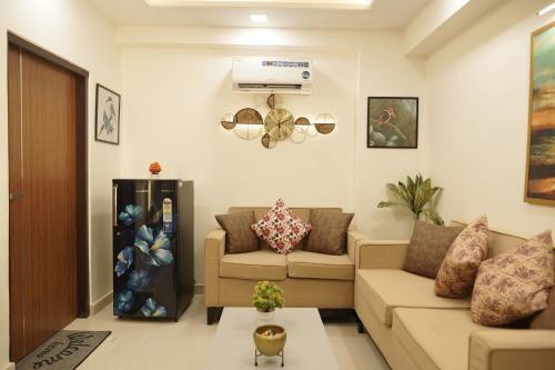 Redwood Magnus by Black Tie