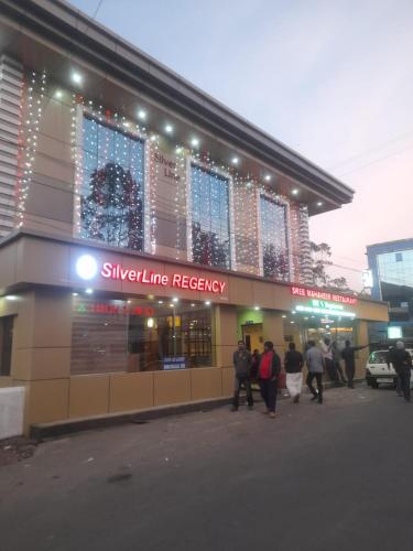 ทัศนียภาพภายนอกโรงแรม, Hotel SilverLine Regency Munnar in ปัตตาไลน์