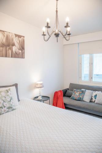 City Center Bright 2-rooms Scandinavian apartment, Helsinki (photo 2)