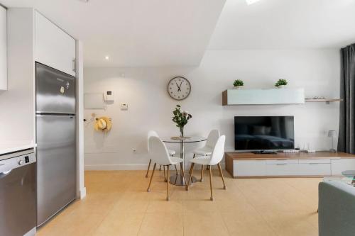 Apartment image 10