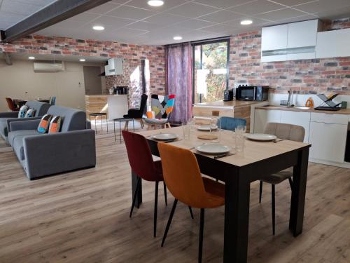 BeL F2, jardin privatif et calme in Issoire
