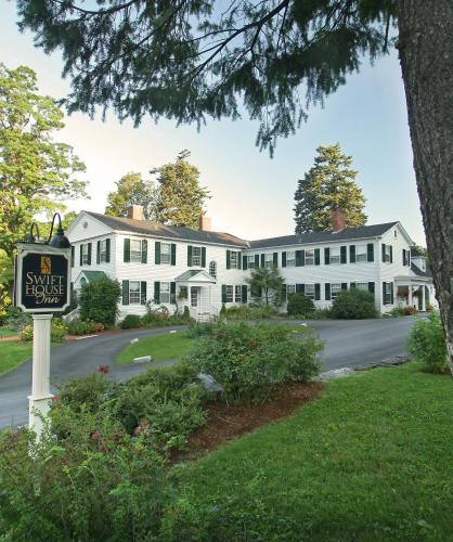 Swift House Inn - Accommodation - Middlebury