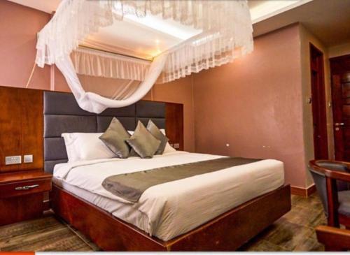 Jinna Suites Hotel in Mukono
