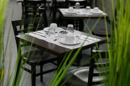 Restaurant, The Originals City, Hôtel Nancy Centre Gare in Nancy