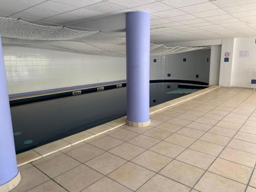 مسبح, Appartement dans résidence avec piscine et parking (Appartement dans residence avec piscine et parking) in Uzes