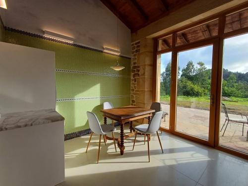 virtuve, Villa Haritza, casa de campo en la costa in Bedarona