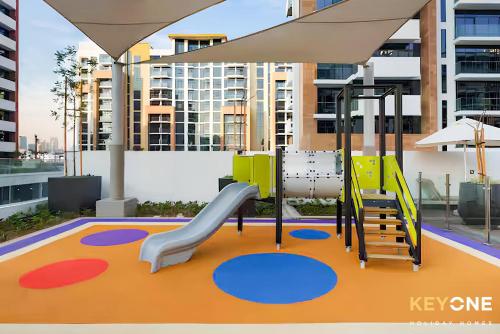 Chic Modern Studio in Azizi Riviera - image 9