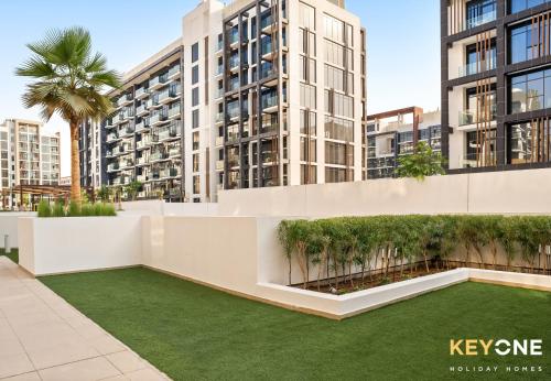 Chic Modern Studio in Azizi Riviera - image 10