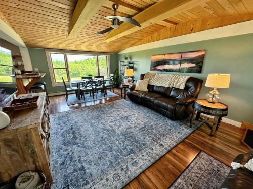 64J Stunning views in ไวท์ฟิลด์ (NH)