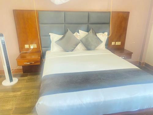 Jinna Suites Hotel in Mukono