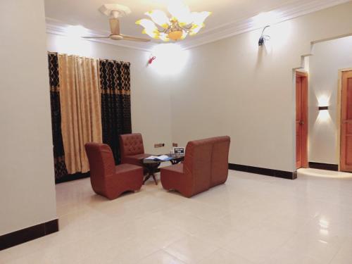 Rose Palace Guest House - image 3