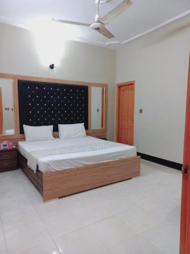 Rose Palace Guest House - image 10