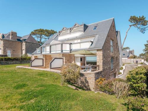 Appartement 4 pièces à Carnac - Vue mer, terrasse, parking, accepte animaux - FR-1-477-72 (Appartement 4 pieces a Carnac - Vue mer, terrasse, parking, accepte animaux - FR-1-477-72) in Carnac