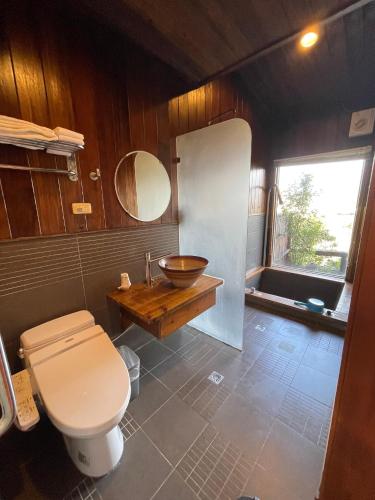 Standard Double Room image 2