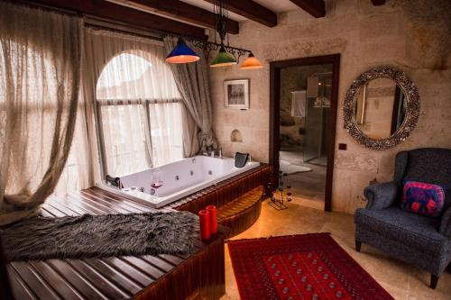 room detail thumbnail 1