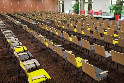 Residhome Suites Paris Sénart - image 14