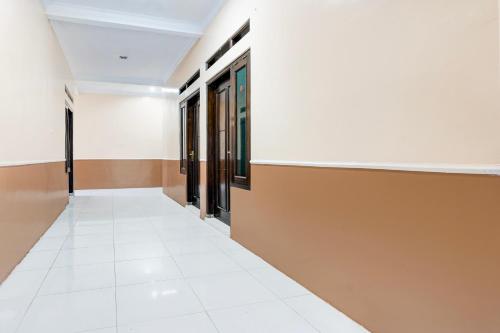 Lobby, Hotel O Slawi Near Alun- Alu  Slawi Formerly Boarding Inn in Slawi