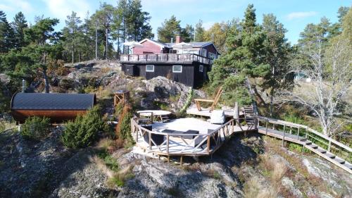 Stockholm Archipelago Self Spa & WorkFromHome in Ingaro