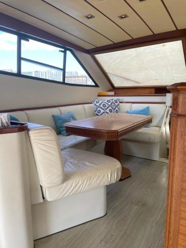 Waterfront Cozy two bedrooms 3