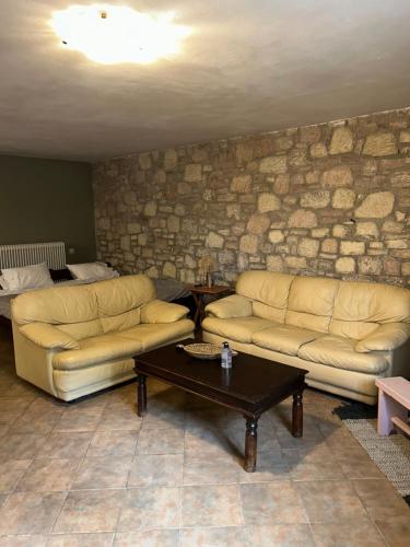 Saint George Apartments I & IV in Калавріта