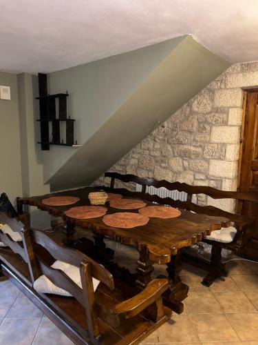 Saint George Apartments I & IV in Калавріта