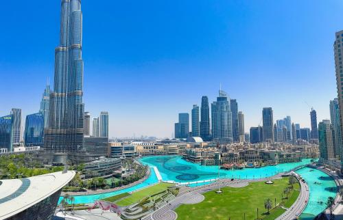 GRANDE SIGNATURE with a direct Burj Khalifa view and Private Fountain Show with DXB AIRPORT VIP Shuttle option for 8 guests, Dubaï (photo 5)