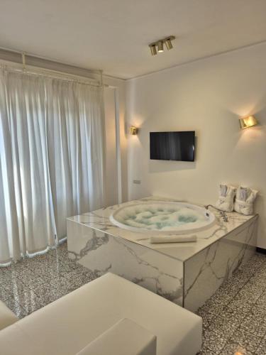 Eveline 2 - Piscina Privata o Jacuzzi Hotel de charme Vignai