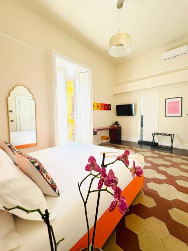 Voglia 'e turnà, Naples