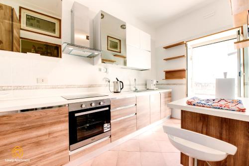 Lovely Apartment in Rome - Volturno, Roma (foto 7)