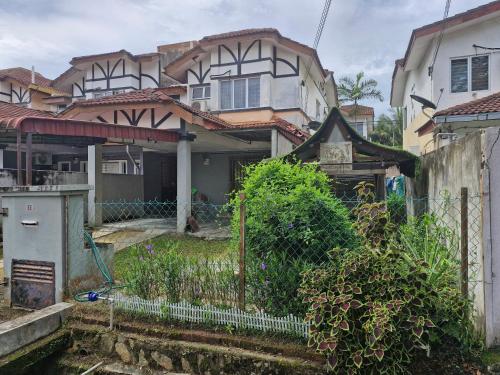 Homestay Saujana Utama - Klang
