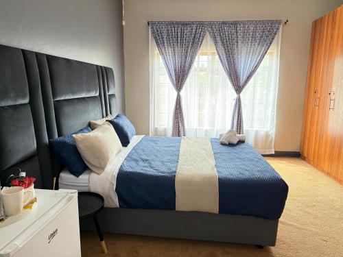 Home Away Nest B&B in Emalahleni