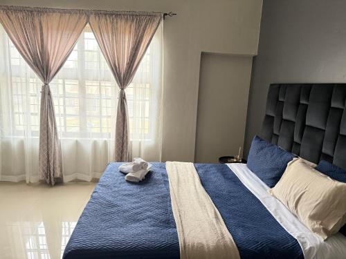 Home Away Nest B&B in Emalahleni