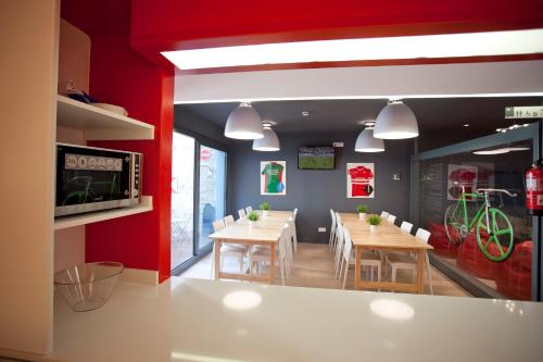 Zajednički dnevni boravak / prostorija s TV-om, Sant Jordi Hostels Gracia in Gràcia