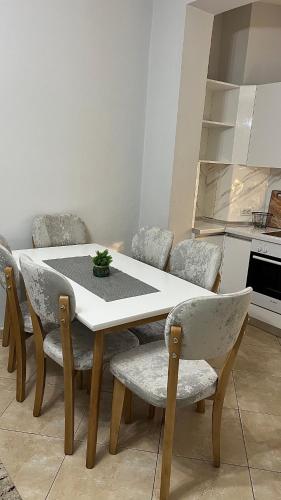 Comfyhome, Tirana (Foto 6)