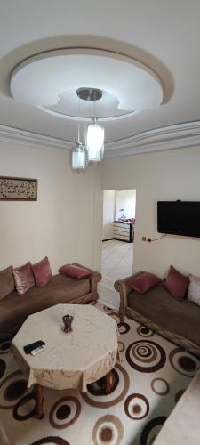 Shared lounge/TV area, Appartement meuble a louer in Zitoune