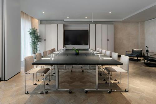 The Stratford Hotel London - image 13